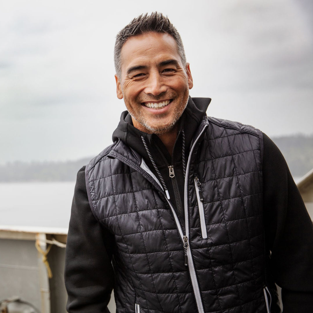 House of Uniforms The Rainier Vest | Mens Cutter and Buck