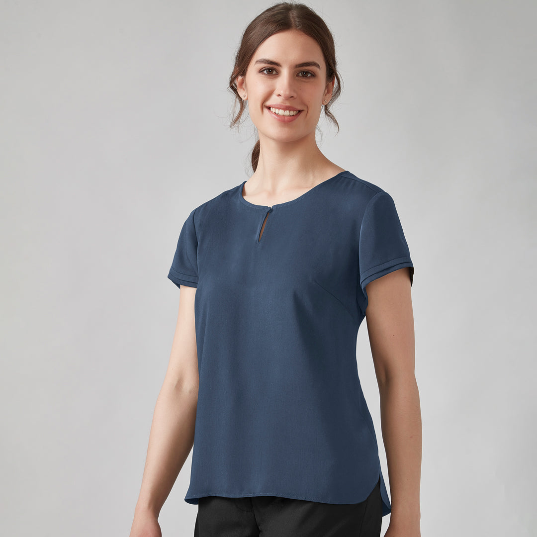 House of Uniforms The Evelyn Keyhole Top | Short Sleeve Biz Corporates
