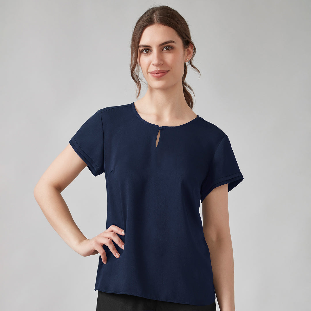 House of Uniforms The Evelyn Keyhole Top | Short Sleeve Biz Corporates
