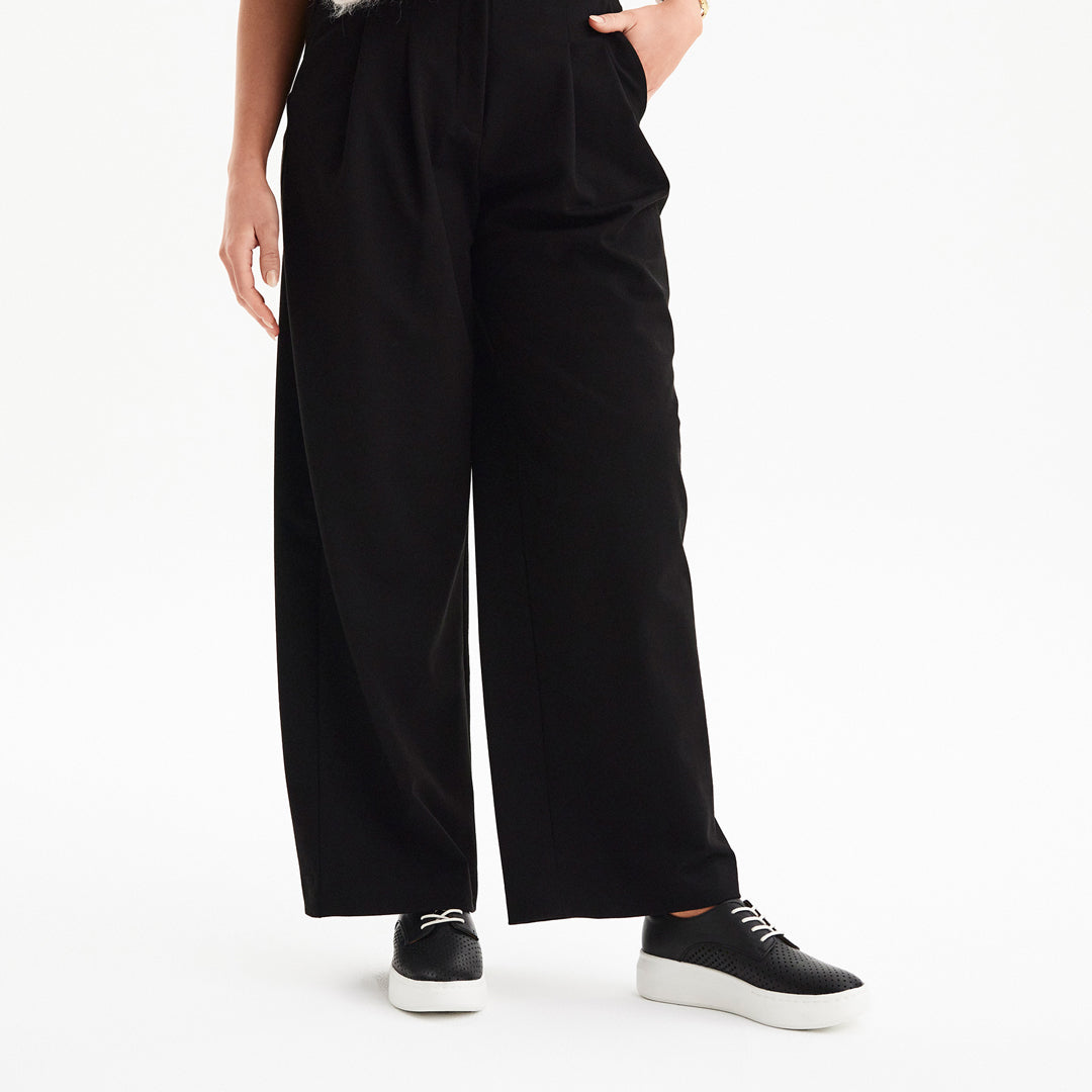 House of Uniforms The Derby City Punch | Ladies Rollie