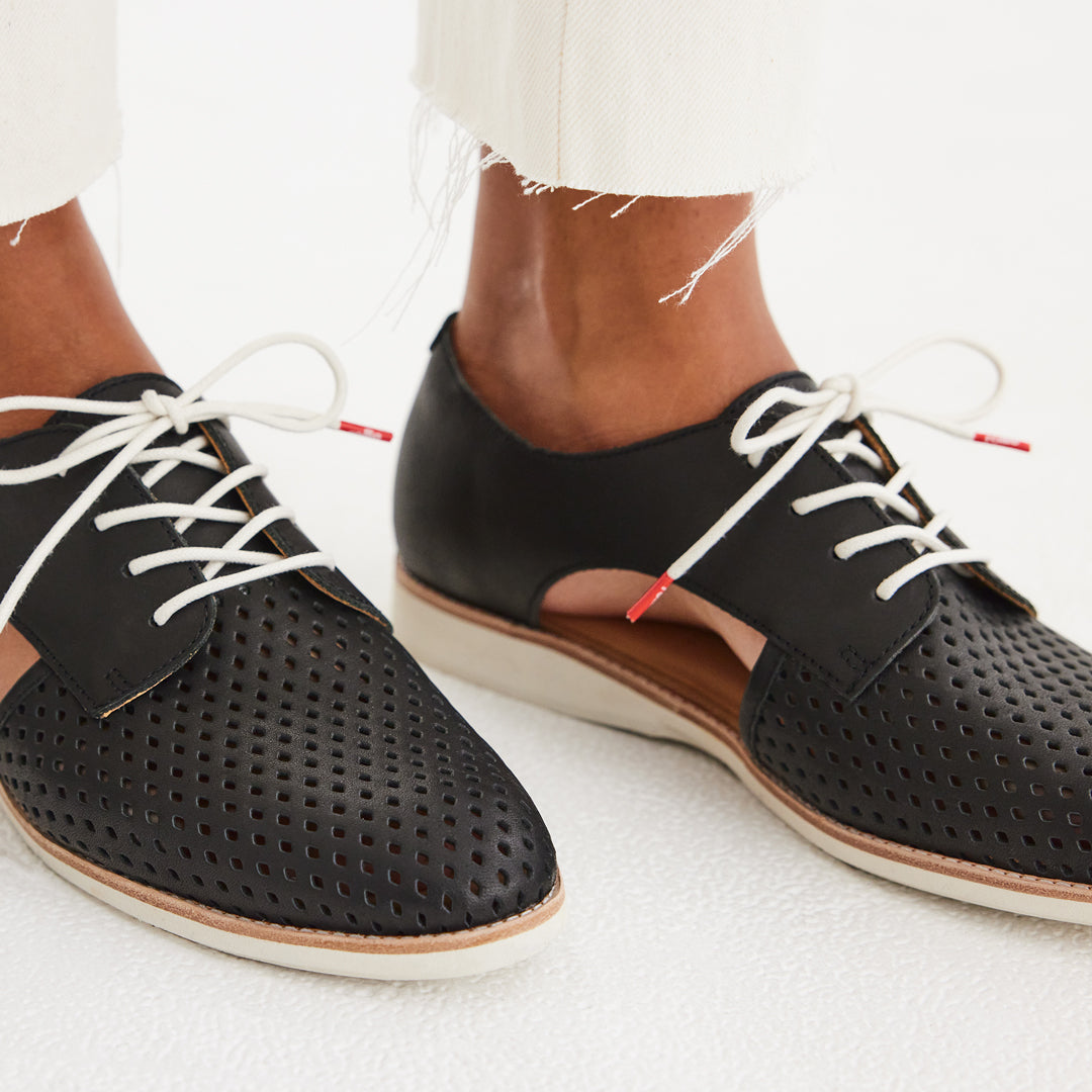 House of Uniforms The Derby Sidecut Punch | Ladies Rollie