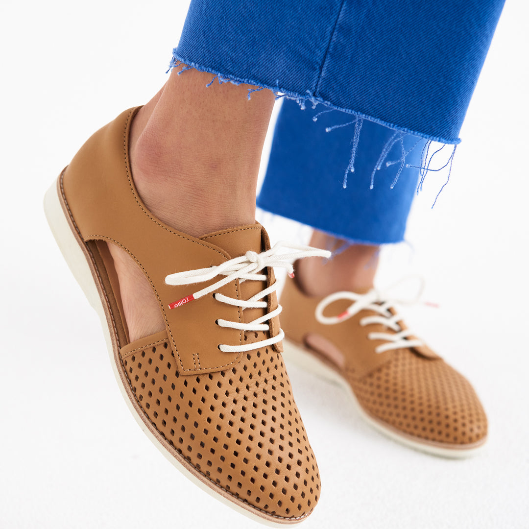 House of Uniforms The Derby Sidecut Punch | Ladies Rollie