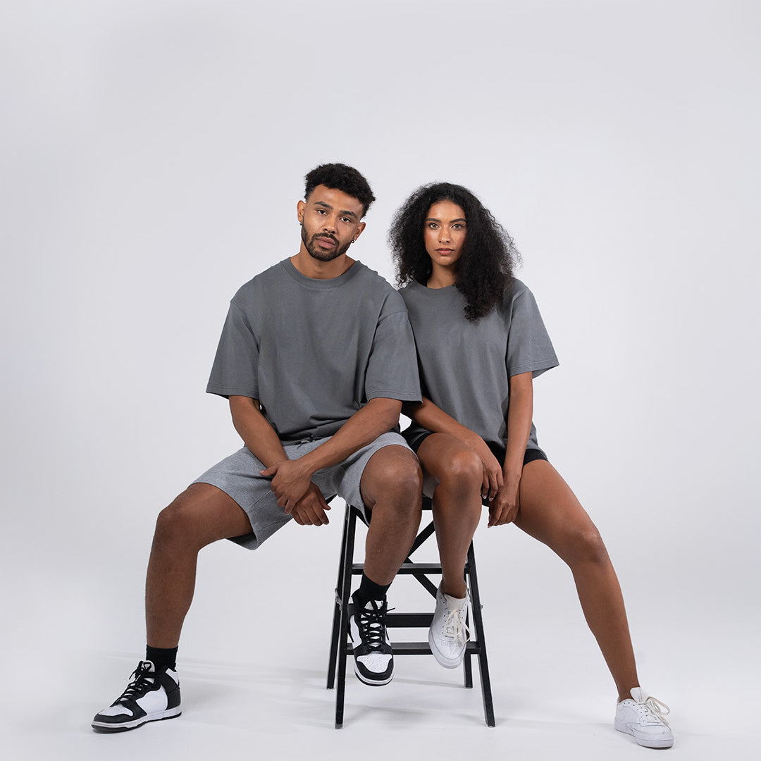 House of Uniforms The Oversized Easy Fit Tee | Adults Ramo