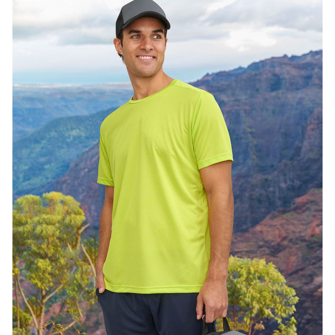House of Uniforms The Ultra Light Tee | Mens Winning Spirit