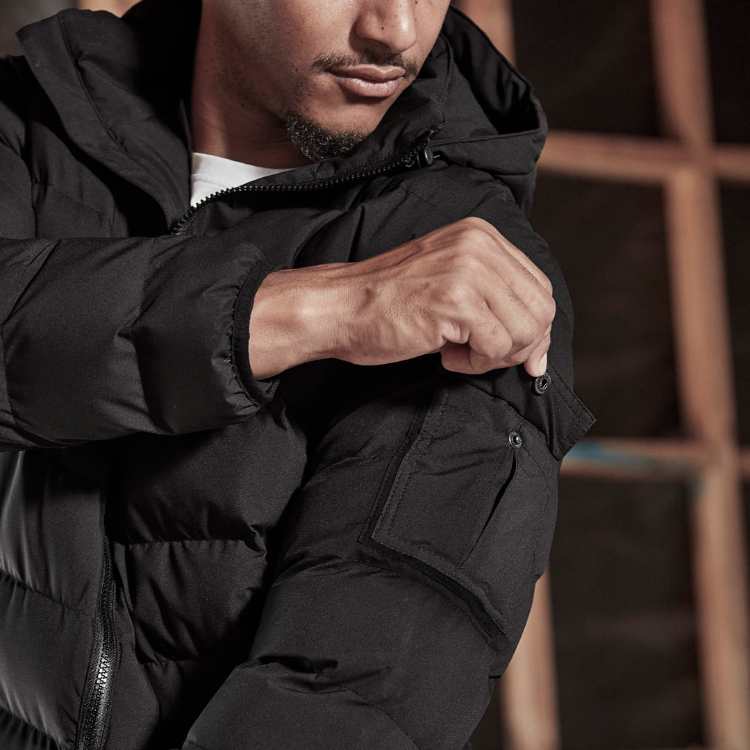 House of Uniforms The Hooded Puffer Jacket | Unisex Streetworx