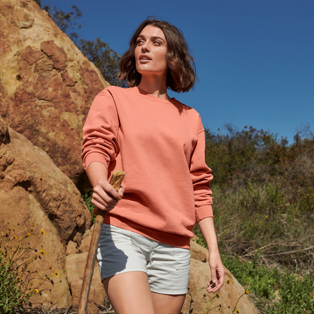 House of Uniforms The Crewneck Sweatshirt | Adults Comfort Colors