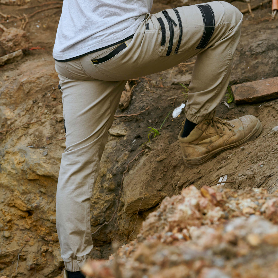 House of Uniforms The Flex and Move Cuffed Cargo Pant | Mens Bisley