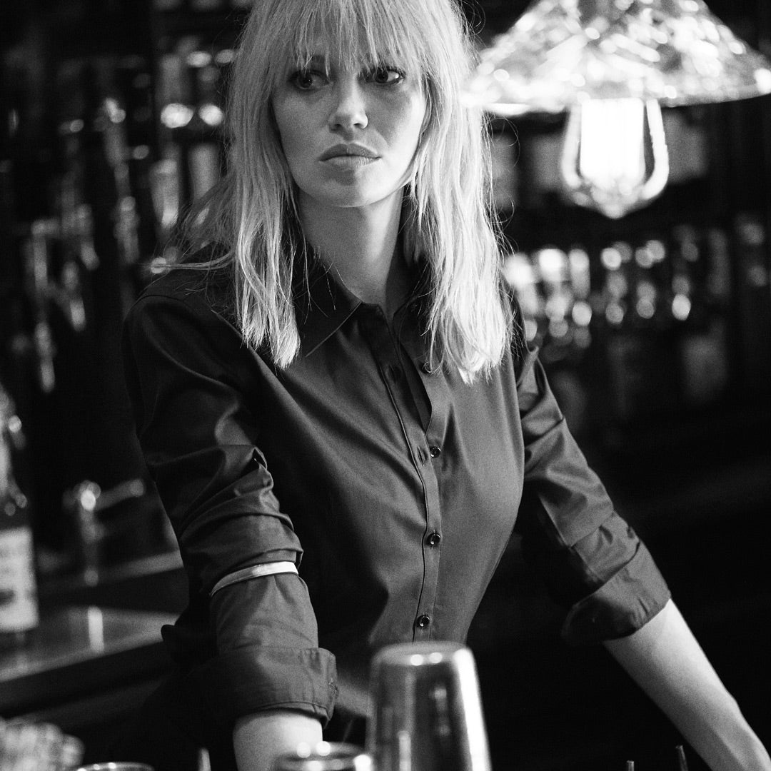 House of Uniforms The Green Bow Shirt | Ladies | Long Sleeve James Harvest