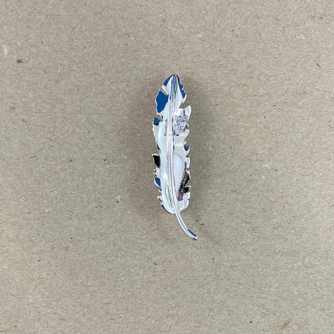 House of Uniforms Feather Farah | Brooch House of Uniforms Silver