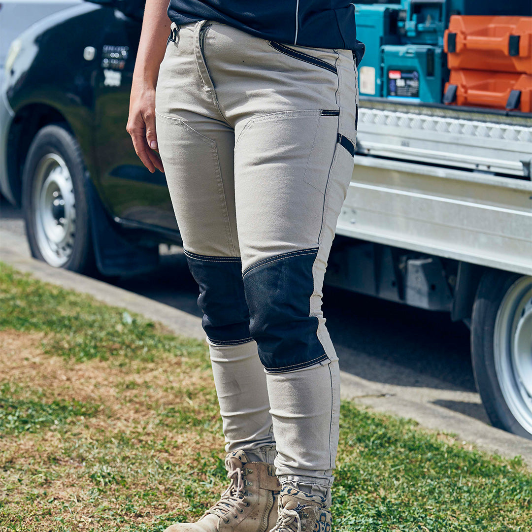 The FLX & Move Shield Panel Pant | Ladies