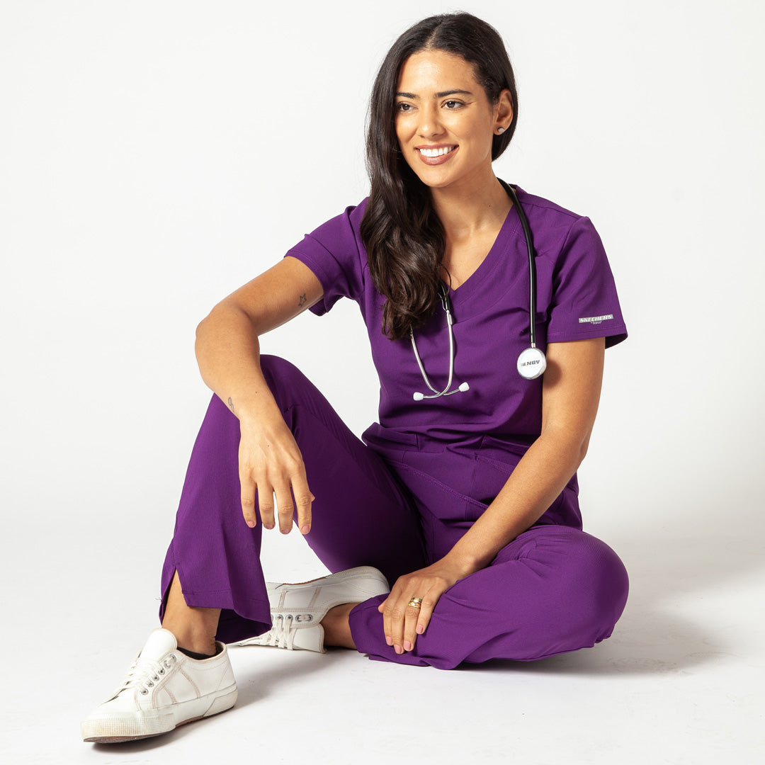 The Vitality Breeze Scrub Top | Ladies | Skechers by Barco
